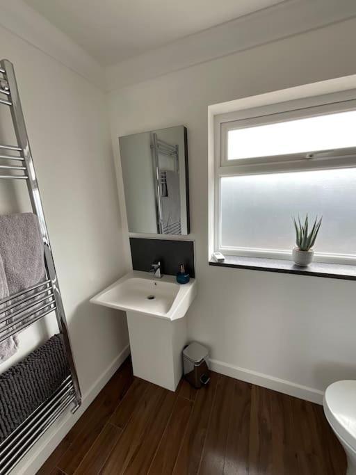 Self Contained Guest Flat Apartment Wick  Екстериор снимка