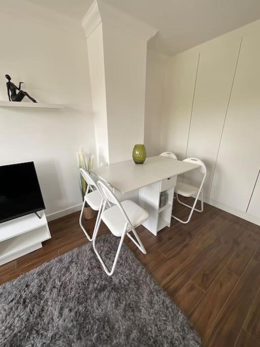 Self Contained Guest Flat Apartment Wick  Екстериор снимка